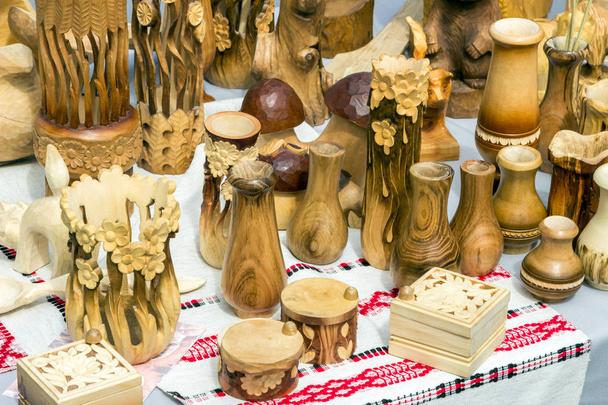 vasos de madeira, caixas feitas à mão
 - Foto, Imagem