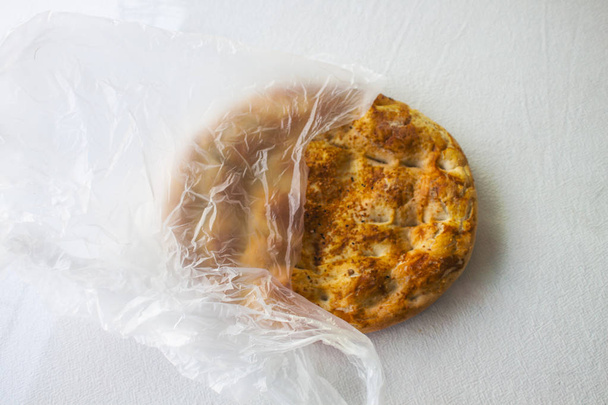 bread - pita  turkish - Φωτογραφία, εικόνα
