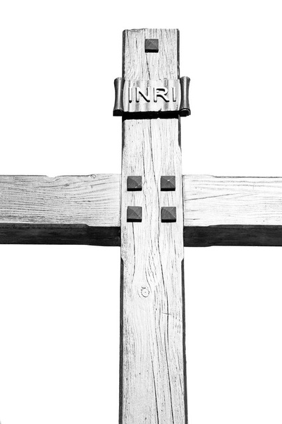  cruz sagrada abstracta católica en italia Europa y el cielo
 - Foto, imagen