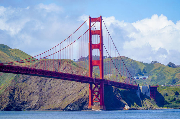 Golden Gate Bridge v San Franciscu - San Francisco - Kalifornie - 18. dubna 2017 - Fotografie, Obrázek