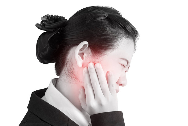 Sintoma de dor de dente em uma mulher isolada em fundo branco. Caminho de recorte no fundo branco
. - Foto, Imagem