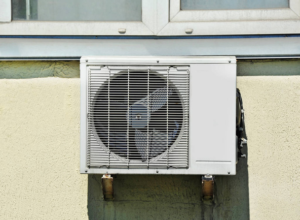 Air conditioner system - Foto, afbeelding