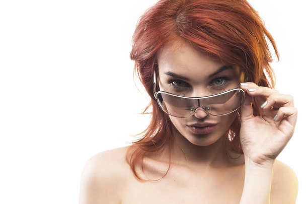 the redhead girl in sunglasses type 7 - Fotografie, Obrázek