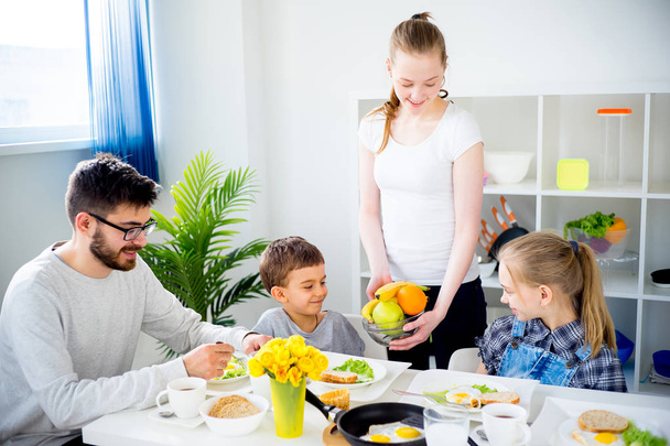 Family having breakfast - Fotoğraf, Görsel
