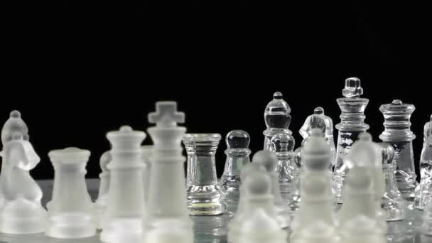 шахова гра зроблена склом
 - Кадри, відео
