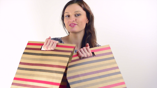 gelukkig meisje met boodschappentassen - Video