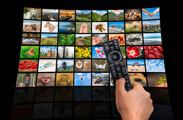 Grande parete video di trasmissione multimediale con telecomando
 - Foto, immagini