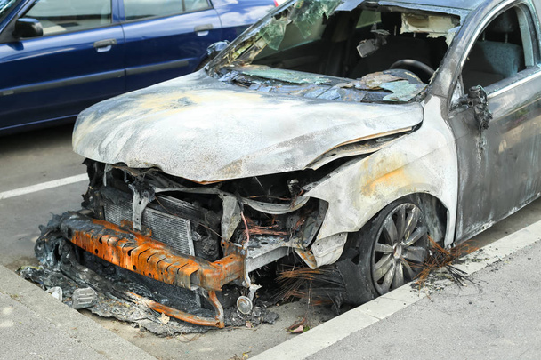 Auto ausgebrannt - Foto, Bild