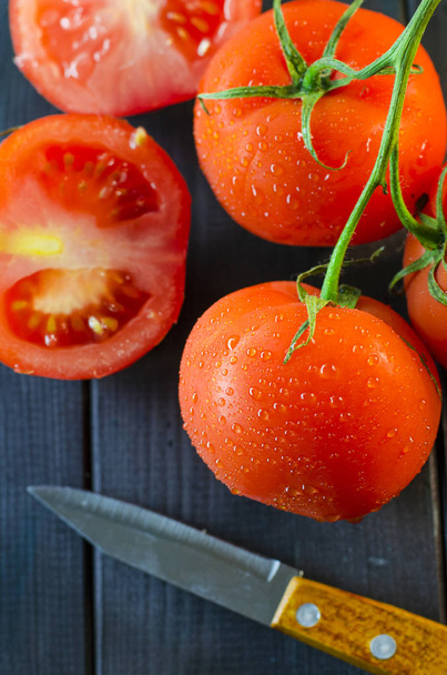 Świeże czerwone pomidory - Zdjęcie, obraz