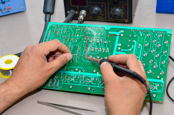 Electronic repairman work - Photo, Image