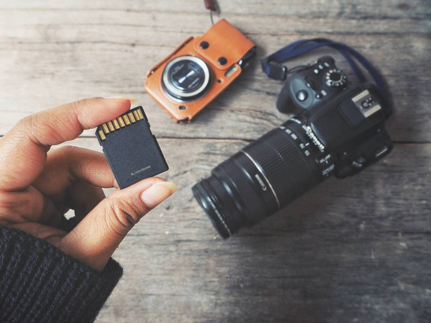 SD kart ile fotoğraf makinesi - Fotoğraf, Görsel