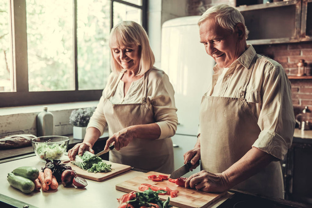 Old couple in kitchen - Photo, Image
