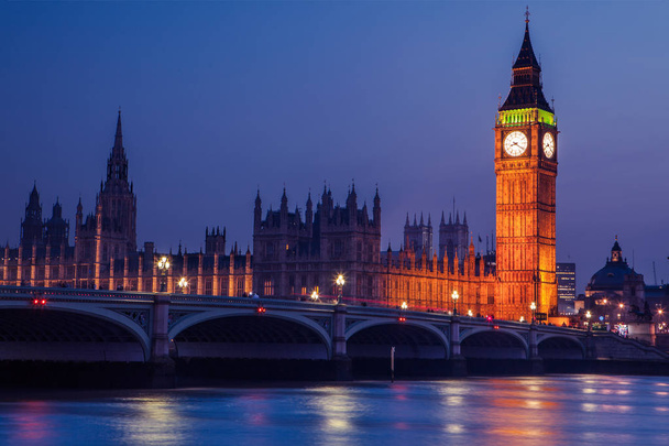 Big Ben, Westminster o zachodzie słońca  - Zdjęcie, obraz