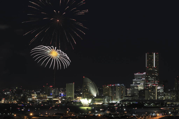 Fireworks uygulamasında Yokohama bağlantı noktası Festivali, Kanagawa, Japonya - Fotoğraf, Görsel