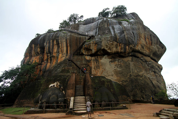 Скала Льва в Шри-Ланке - Фото, изображение