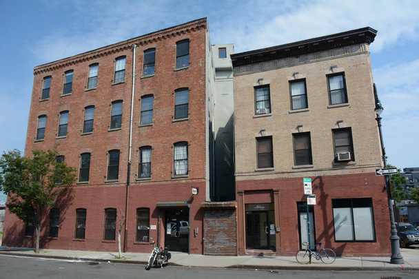Buildings in Brooklyn - Zdjęcie, obraz