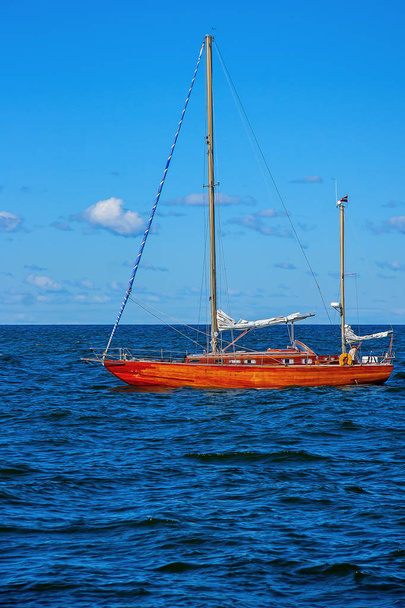Jachty plachetní snížený - Fotografie, Obrázek