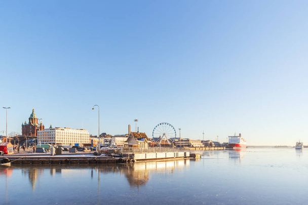 Νότιο λιμάνι στο Ελσίνκι, Φινλανδία - Φωτογραφία, εικόνα