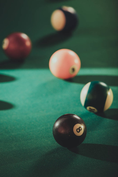 Snooker ball on billiard table - Fotoğraf, Görsel
