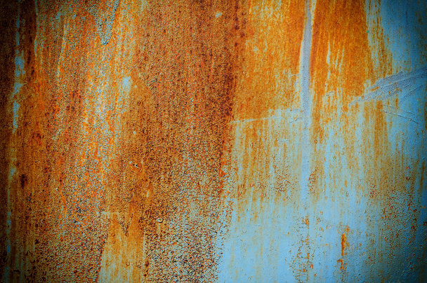 Mavi boya ile eski paslı metal doku ve arka plan - Fotoğraf, Görsel