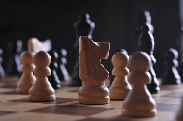 Chess pieces on the board - Foto, Imagen