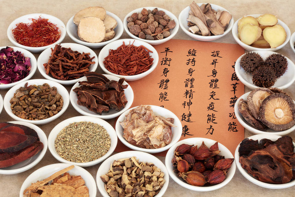 Traditionelle Chinesische Kräutermedizin - Foto, Bild