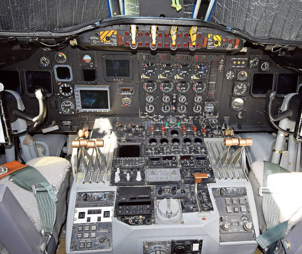 Old airplane cockpit - Fotó, kép