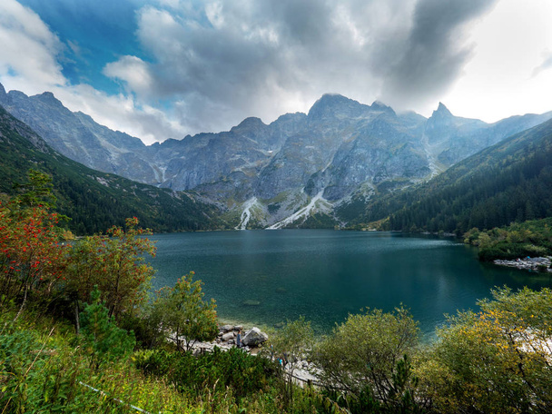 Panorama de vistas a la montaña de Tatras en verano
 - Foto, Imagen