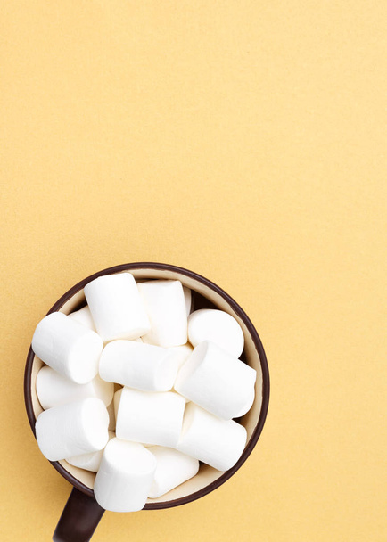 marshmallow candies in cup  - Fotoğraf, Görsel