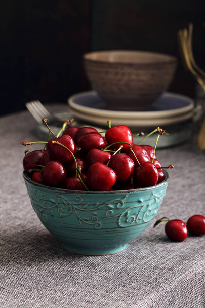 red fresh cherries - Fotoğraf, Görsel