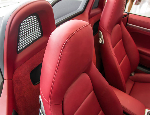 赤い車の座席 - 写真・画像