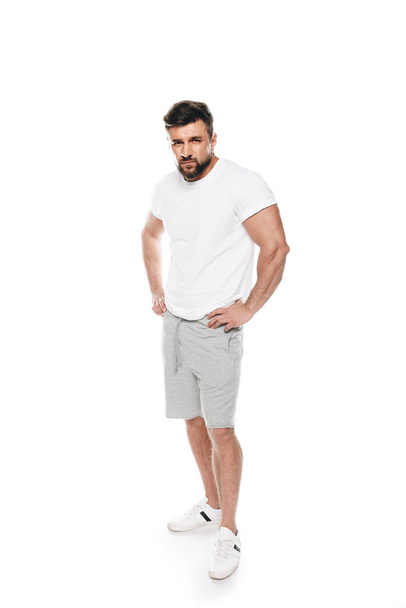 Confident man posing in casual clothes - Foto, imagen