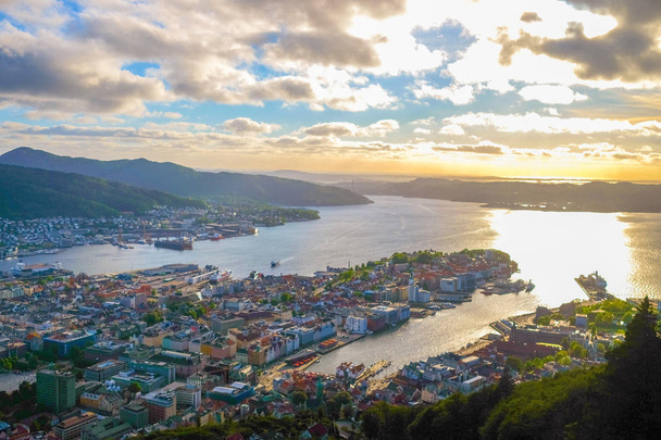 Het landschap van de stad Bergen in Noorwegen - Foto, afbeelding