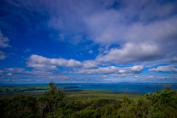 View to Rangitoto Island from North Head in a sunny day with a beautiful blue sky - Photo, Image