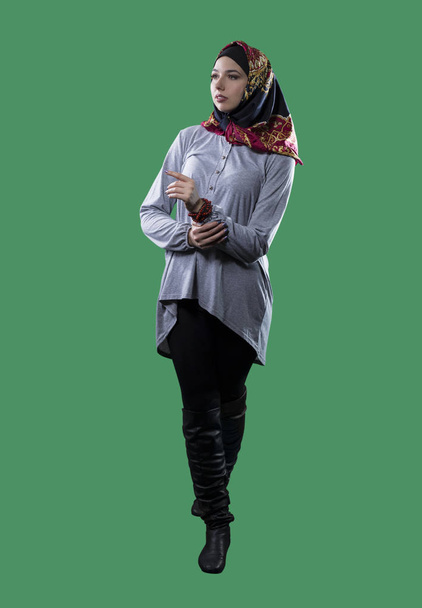 Woman in Hijab Isolated on a Green Screen - Фото, изображение