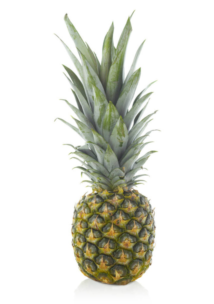 Pineapple on white - Fotoğraf, Görsel