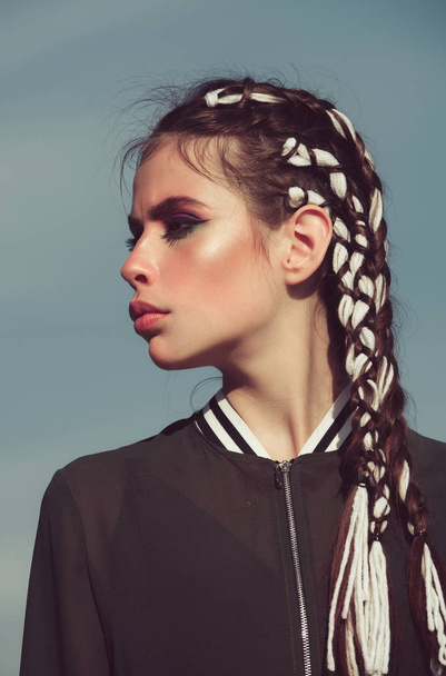 fashionable girl, woman with long indie hairstyle - Fotoğraf, Görsel