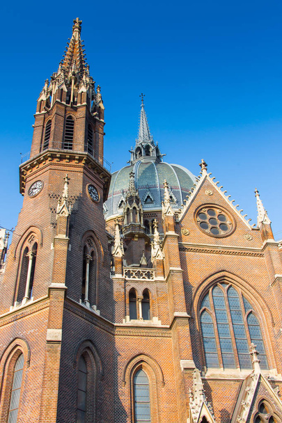 Krakau, Polen - 27. Februar 2017: Mariacki-Kirche, Marienkirche, eine gotische Backsteinkirche neben dem Hauptmarkt in Krakau, Polen. - Foto, Bild