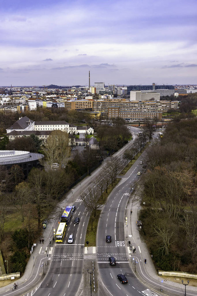 Paysage urbain de Berlin et parc Tiergarten
 - Photo, image