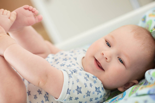 Mutlu güzel bebek portresi - Fotoğraf, Görsel