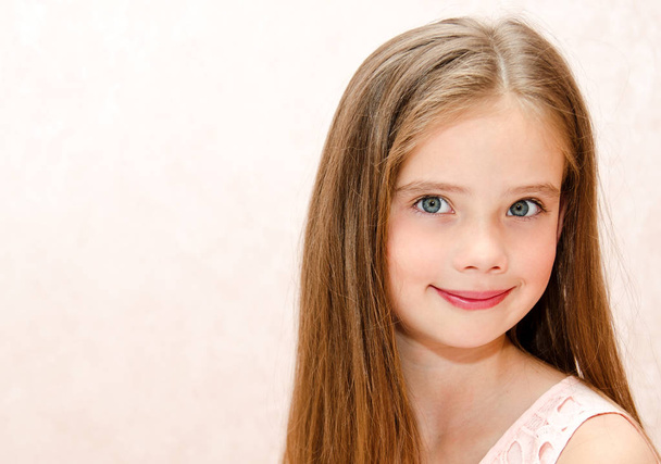 Portrait of adorable smiling little girl child  - Foto, imagen