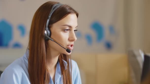 Customer support operator close up portrait. call center smiling operator with phone headset. - Video, Çekim