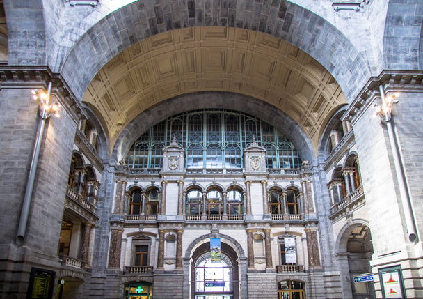 Railway station in Antwerpen Belgium - Photo, Image