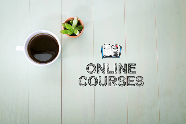 Online Courses concept with a cup of coffee  - Foto, Imagen