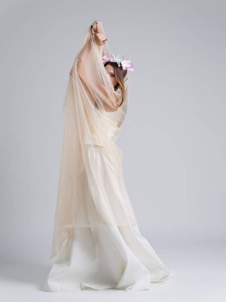 young bride in a wedding dress with a veil - Photo, image