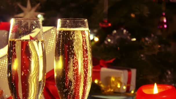 Glasses with champagne - New Year and Christmas decoration - 4 k - Footage, Video