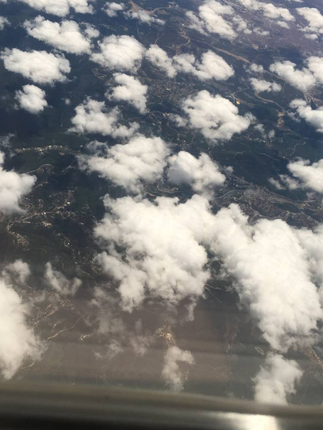 Wolken fliegen schießend  - Foto, Bild