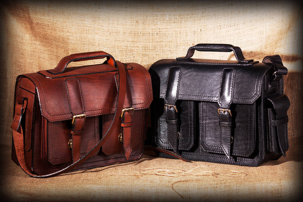 Комплект кожаных сумок ручной работы
 - Фото, изображение