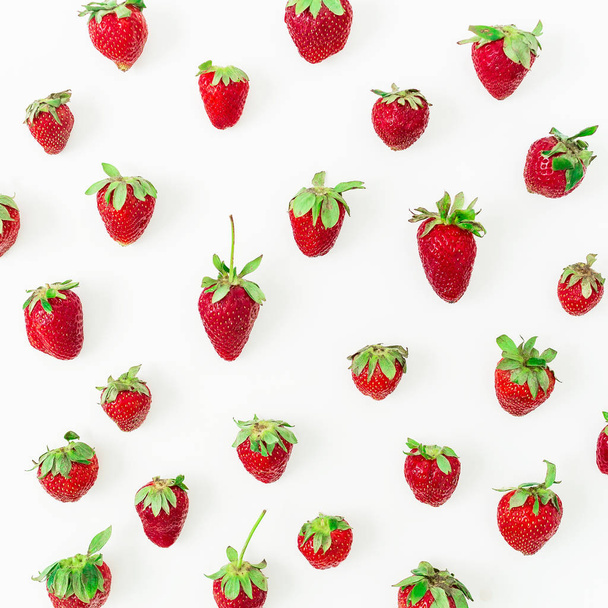 fraises sur fond blanc. - Photo, image