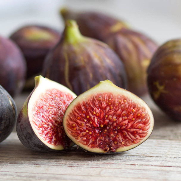 Fresh figs close up - Foto, afbeelding
